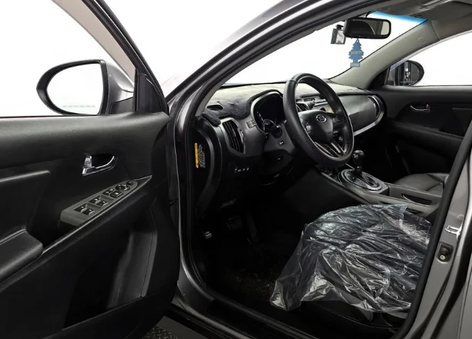 Kia Sorento 2.0 CRDi 4WD - изображение 9