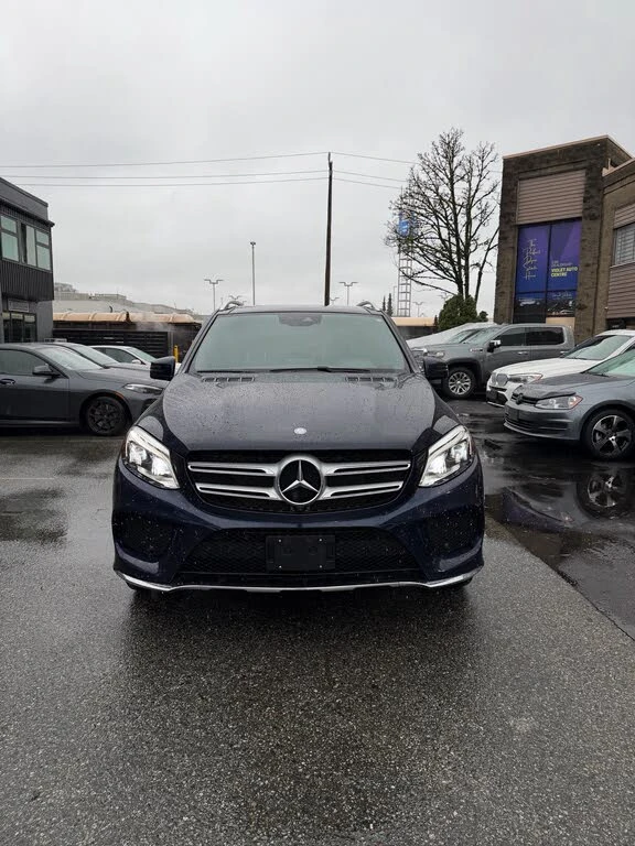 Mercedes-Benz GLE 400 4MATIC AMG PACK* HARMAN KARDON* PANORAMA* KEYLESS* - изображение 2