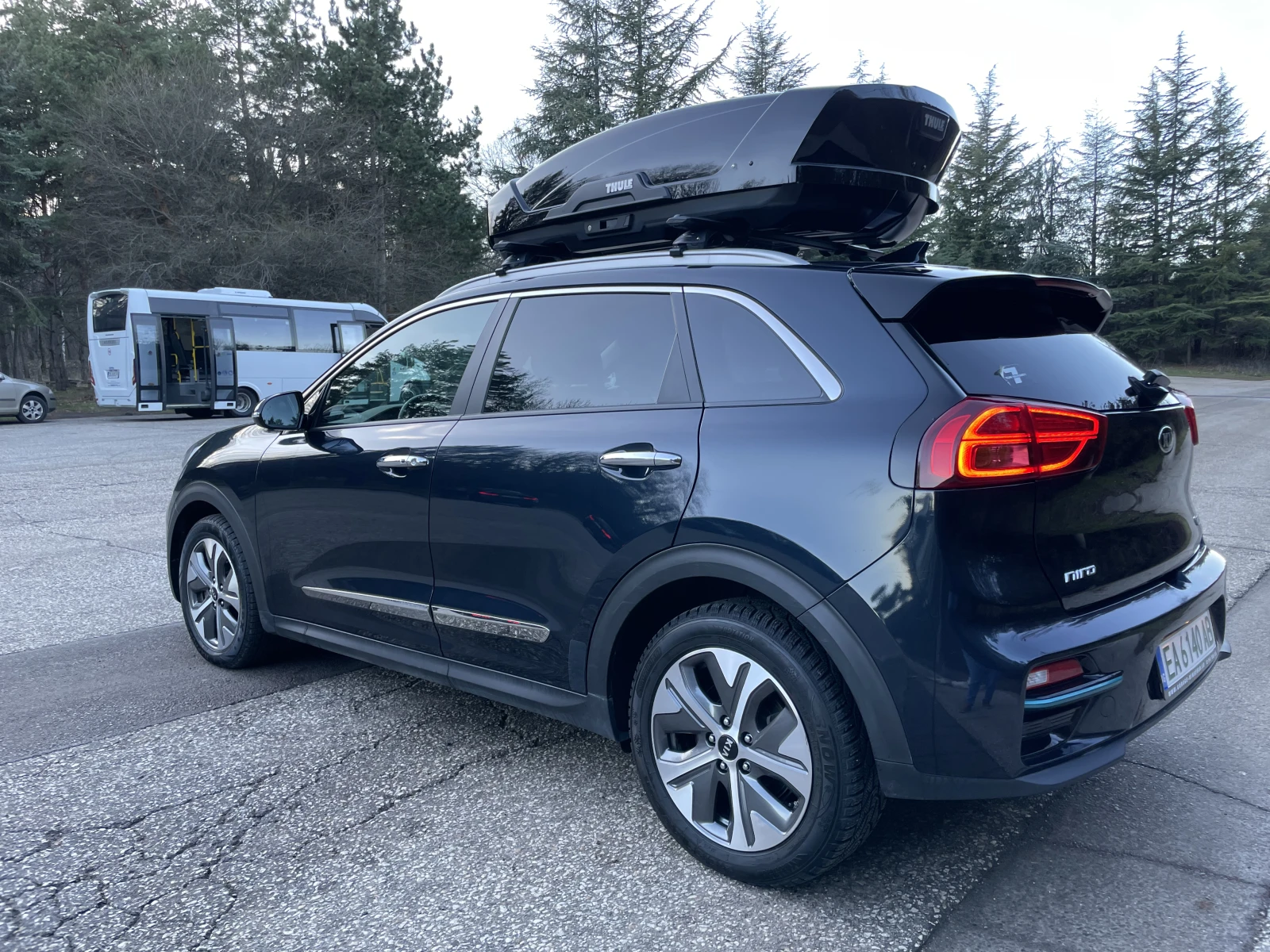 Kia Niro 64 kWh (204 к.с.)   Premium / Full extr - изображение 5