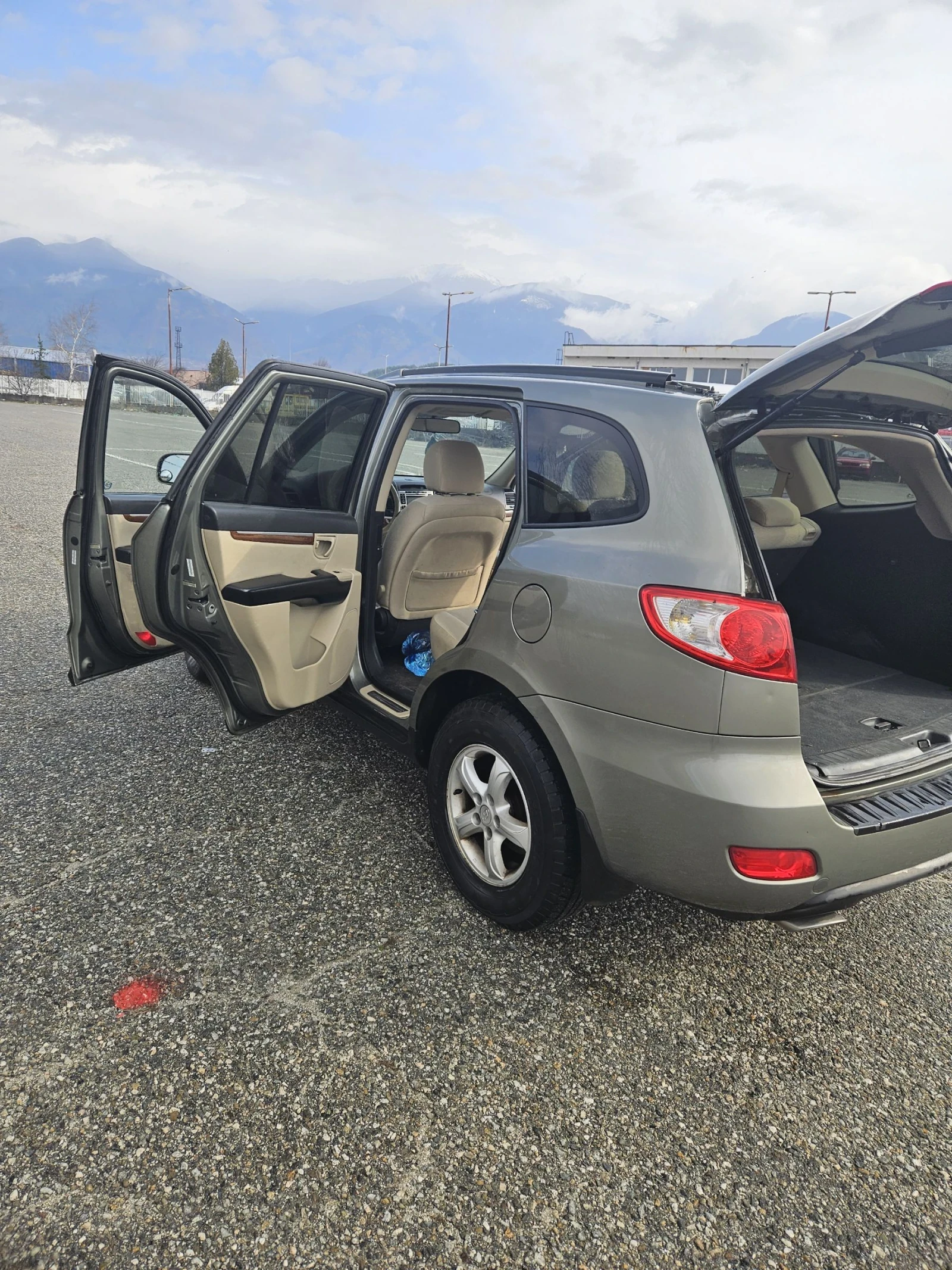 Hyundai Santa fe, снимка 5 - Автомобили и джипове - 53765709