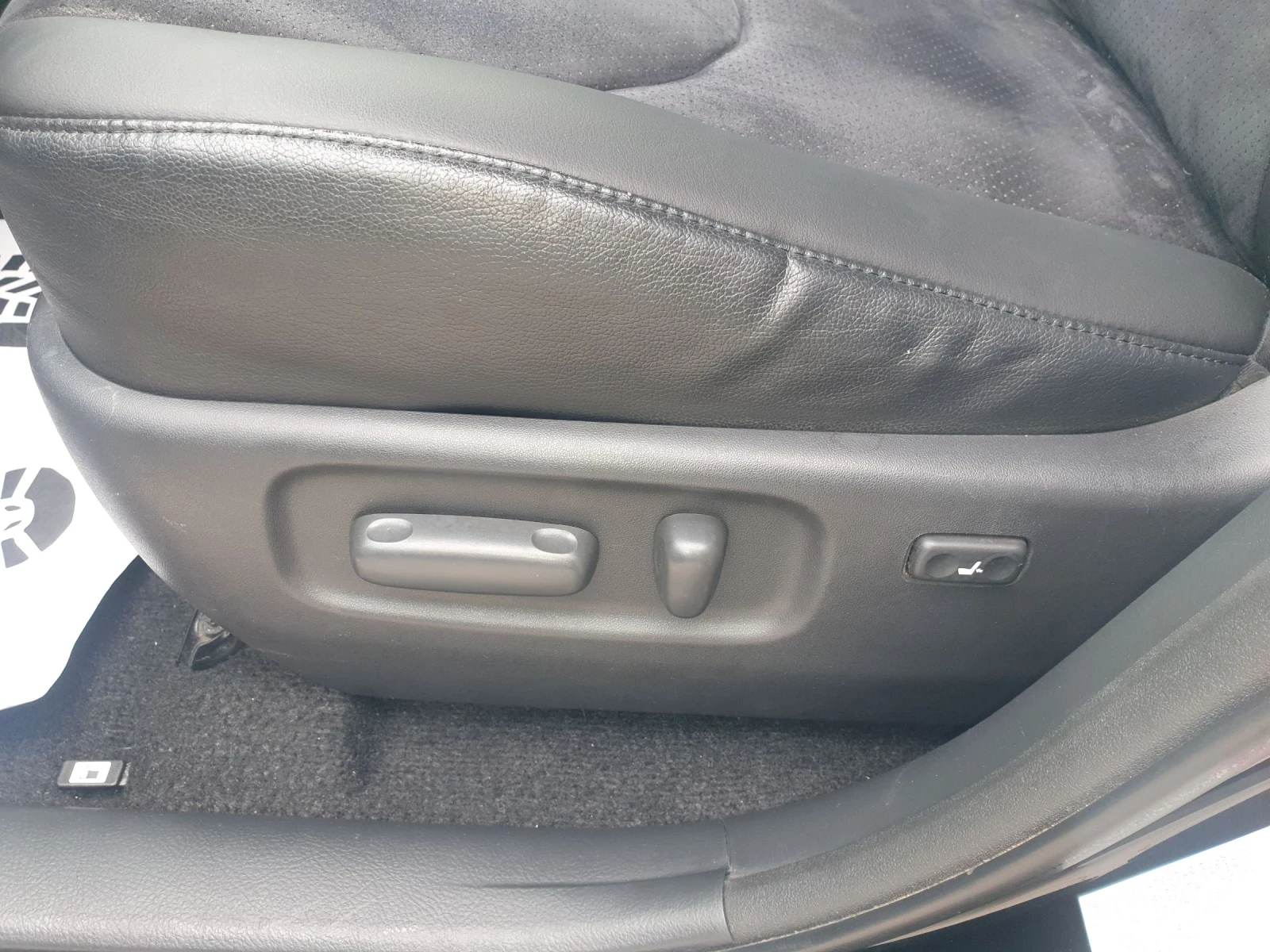 Toyota Rav4 2.2 4D4 150к с Crossover  4x4 Avtomat, снимка 9 - Автомобили и джипове - 54184143