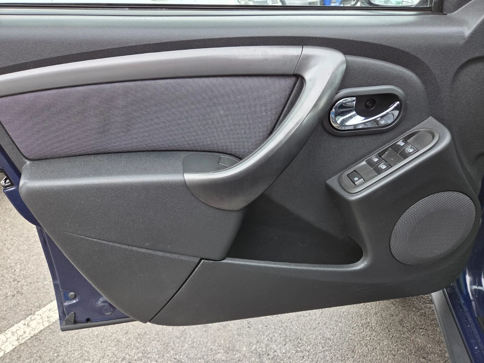Dacia Duster 1.6 GPL, снимка 11 - Автомобили и джипове - 54736405
