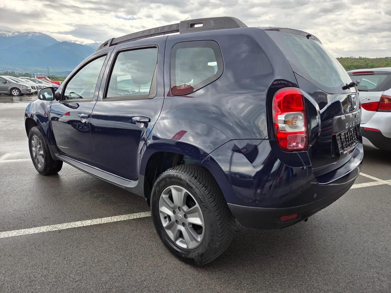 Dacia Duster 1.6 GPL, снимка 6 - Автомобили и джипове - 54736405