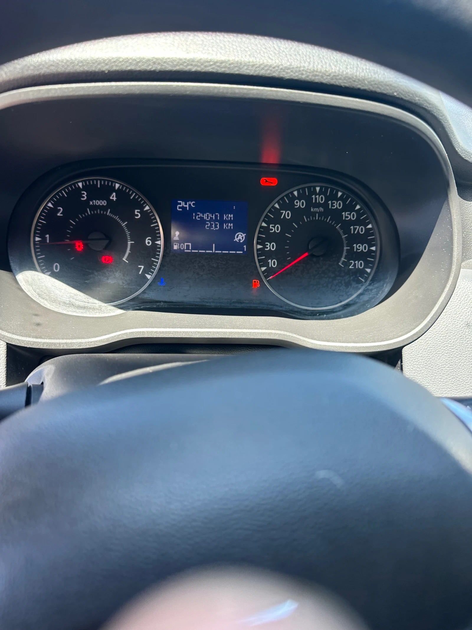 Dacia Duster 1, 5dci 95k.s., снимка 11 - Автомобили и джипове - 54818727