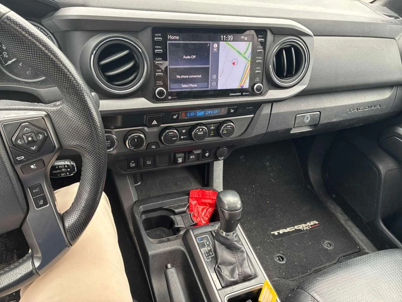 Toyota Tacoma * 4x4 Double Cab * CARFAX * ОПЦИЯ ЗА ФИНАНСИРАНЕ, снимка 9 - Автомобили и джипове - 55785313