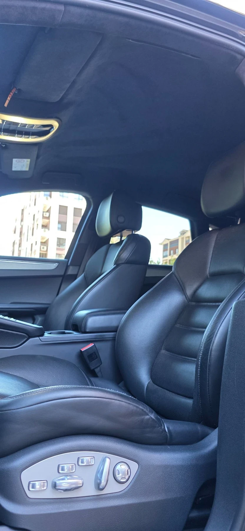 Porsche Macan Turbo, снимка 14 - Автомобили и джипове - 55980089