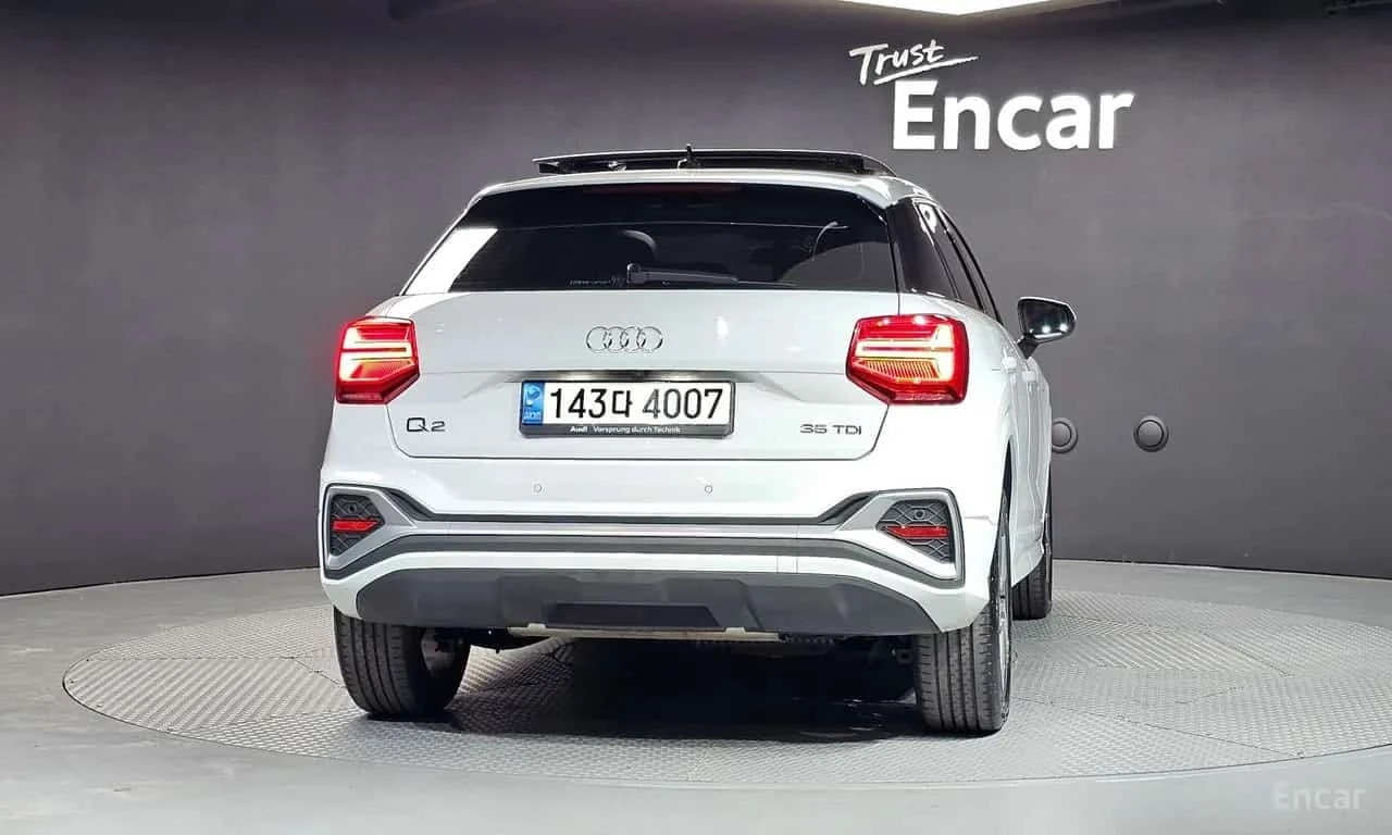 Audi Q2 * 35 TDI Premium * ФИНАНСИРАНЕ, снимка 4 - Автомобили и джипове - 56276155