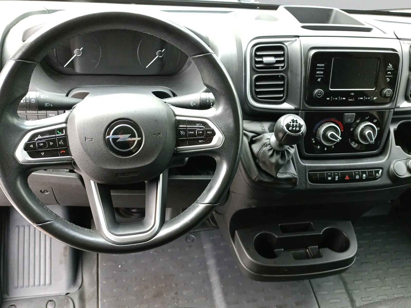 Opel Movano MCA Van  3.0T L2H2 2.2 BlueHDI 120 S&S E6 | Mobile.bg � ����������� 14