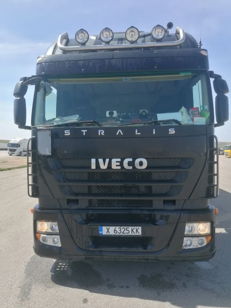 Iveco Stralis С полуремарке, снимка 3 - Камиони - 47358233