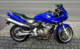  Honda Hornet