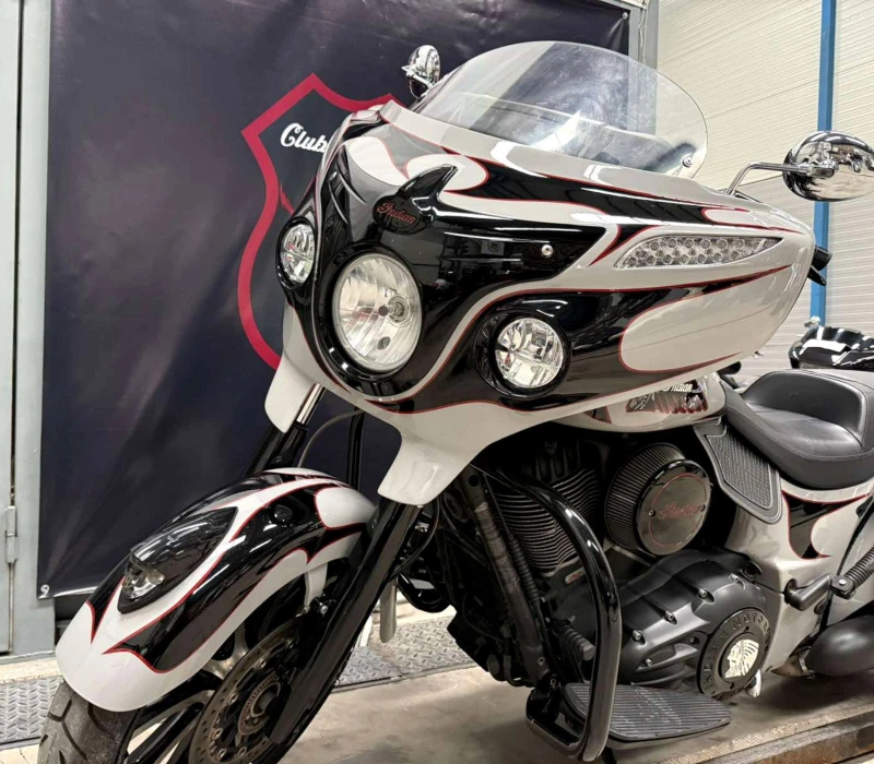 Indian Chieftain Dark Horse, снимка 2 - Мотоциклети и мототехника - 52133203