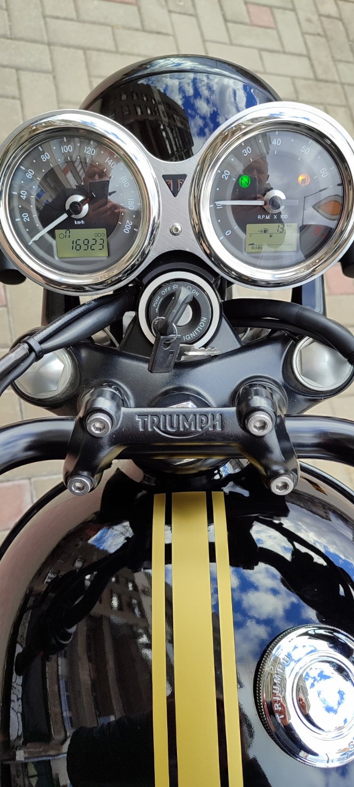 Triumph Bonneville T120 BLACK EDITION, снимка 7 - Мотоциклети и мототехника - 44143577
