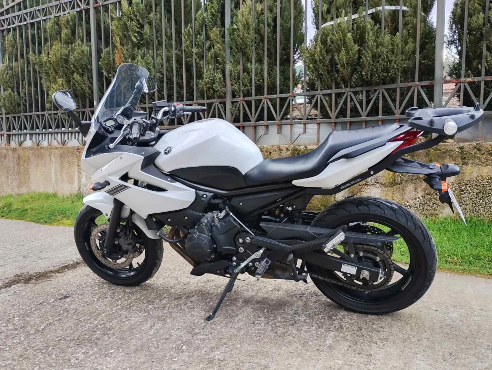 Yamaha XJ6 Diversion S 2013 г., снимка 4 - Мотоциклети и мототехника - 53299418