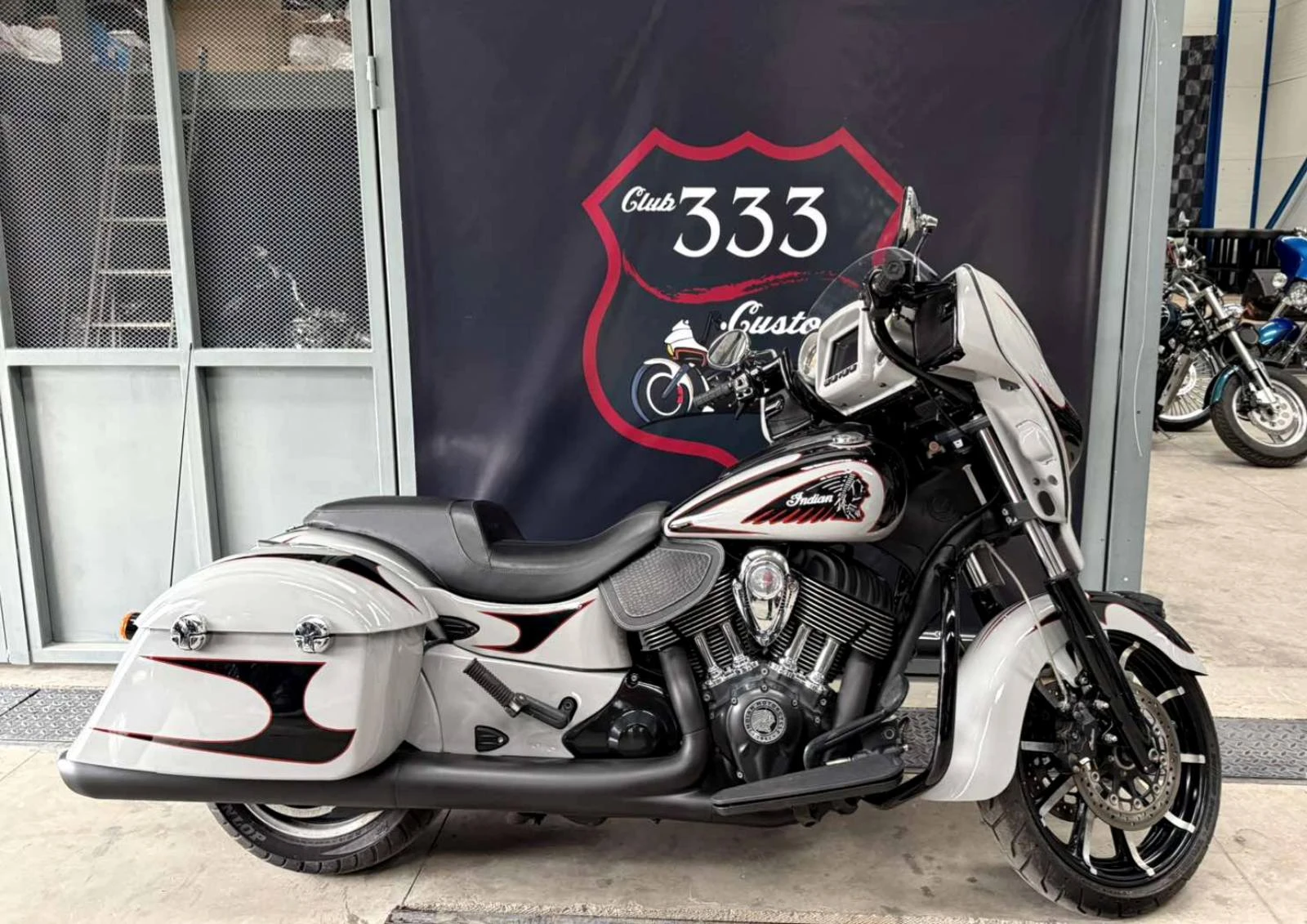 Indian Chieftain Dark Horse - изображение 3