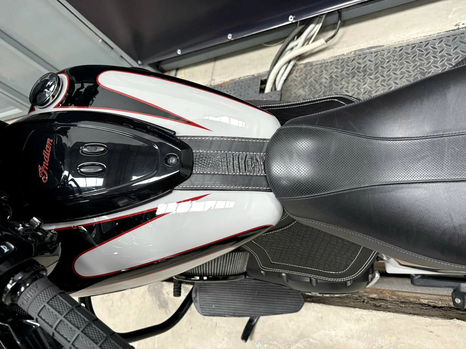 Indian Chieftain Dark Horse - изображение 6