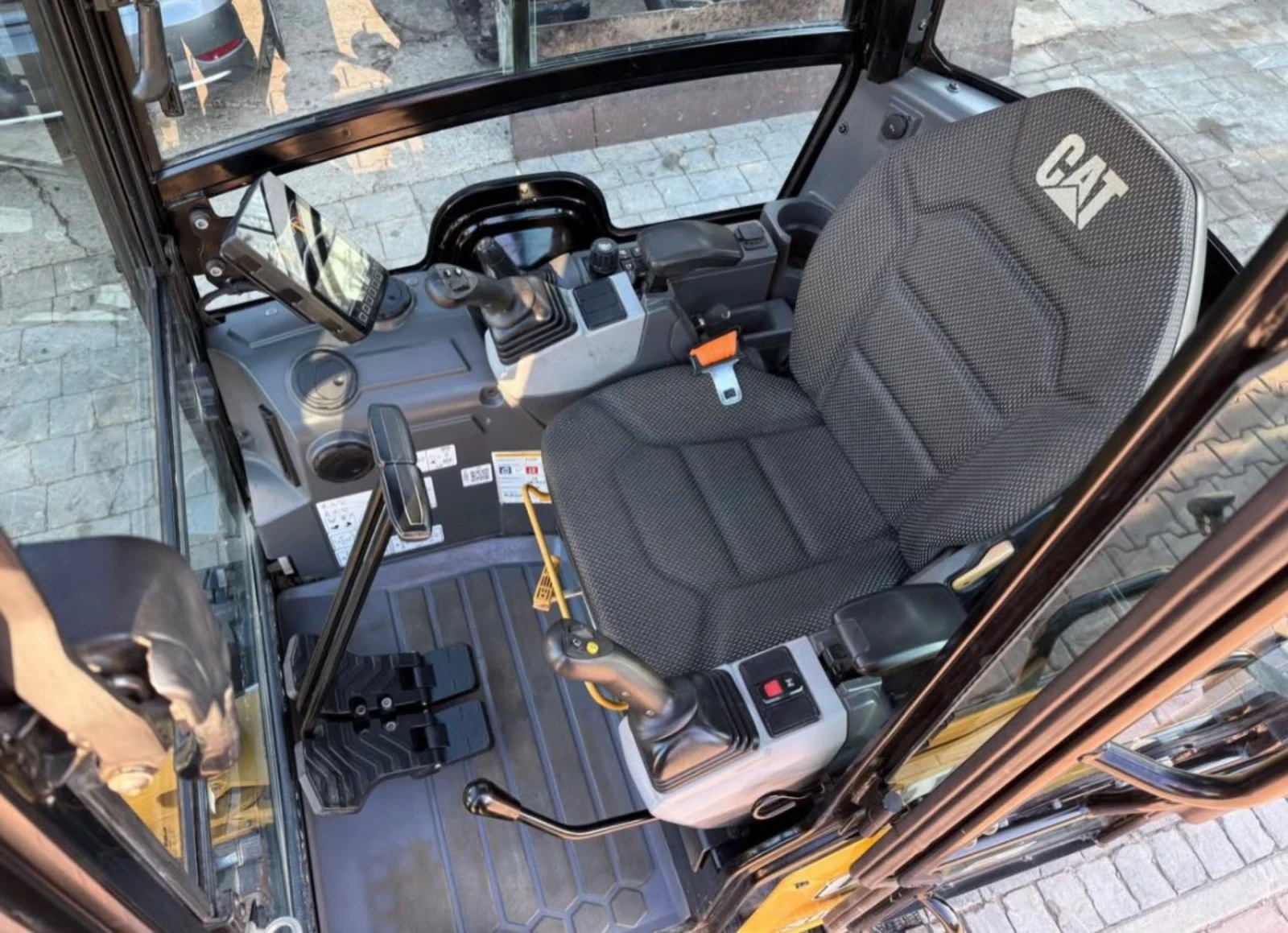 ����� Cat 301.8 | Mobile.bg � ����������� 8