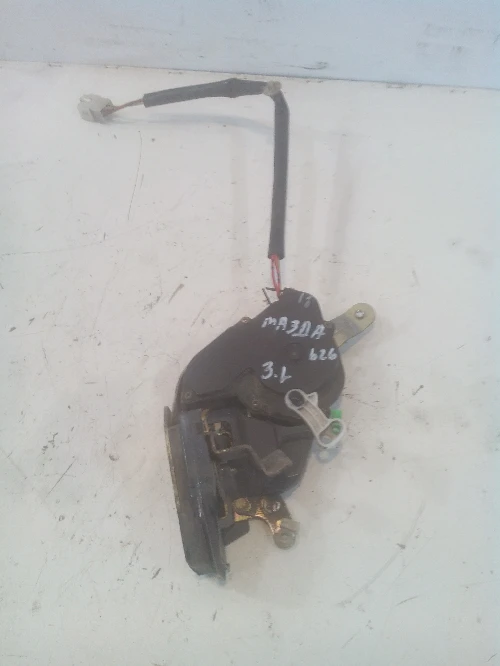 Брава врата задна лява Мазда 626