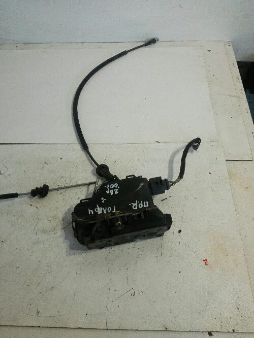 Брава врата предна дясна Фолксваген Голф 4 2врати