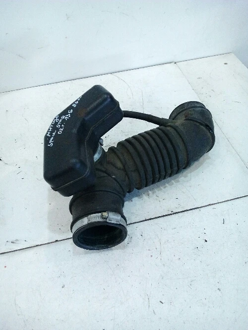 Гофриран маркуч Мицубиши Спейс Стар 1.3Б