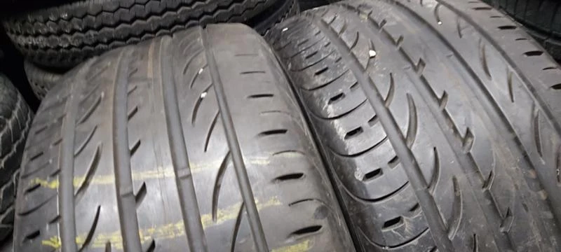 Гуми Летни 235/45R18, снимка 2 - Гуми и джанти - 32560112