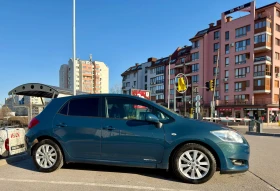 Toyota Auris 2.0 D4D Keyless, снимка 2