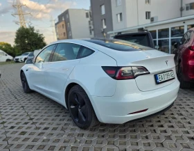 Tesla Model 3 Лична Кола Безупречна, снимка 3