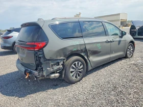 Chrysler Pacifica 3.6l Hybrid Touring L, снимка 3