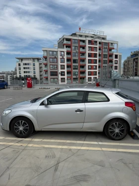 Kia Ceed 1.6 Газ, снимка 5
