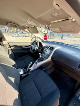 Toyota Auris 2.0 D4D Keyless - 3999 € / 7821.36 лв. - 79161997 17