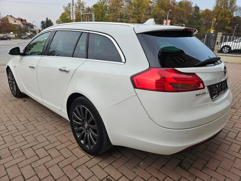 Opel Insignia 2.0D, 160к.с., Автоматик, 11.2011г., снимка 4 - Автомобили и джипове - 47773959