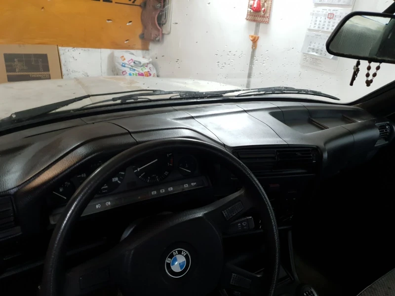 BMW 320 i - Италия, климатик, снимка 10 - Автомобили и джипове - 49175502