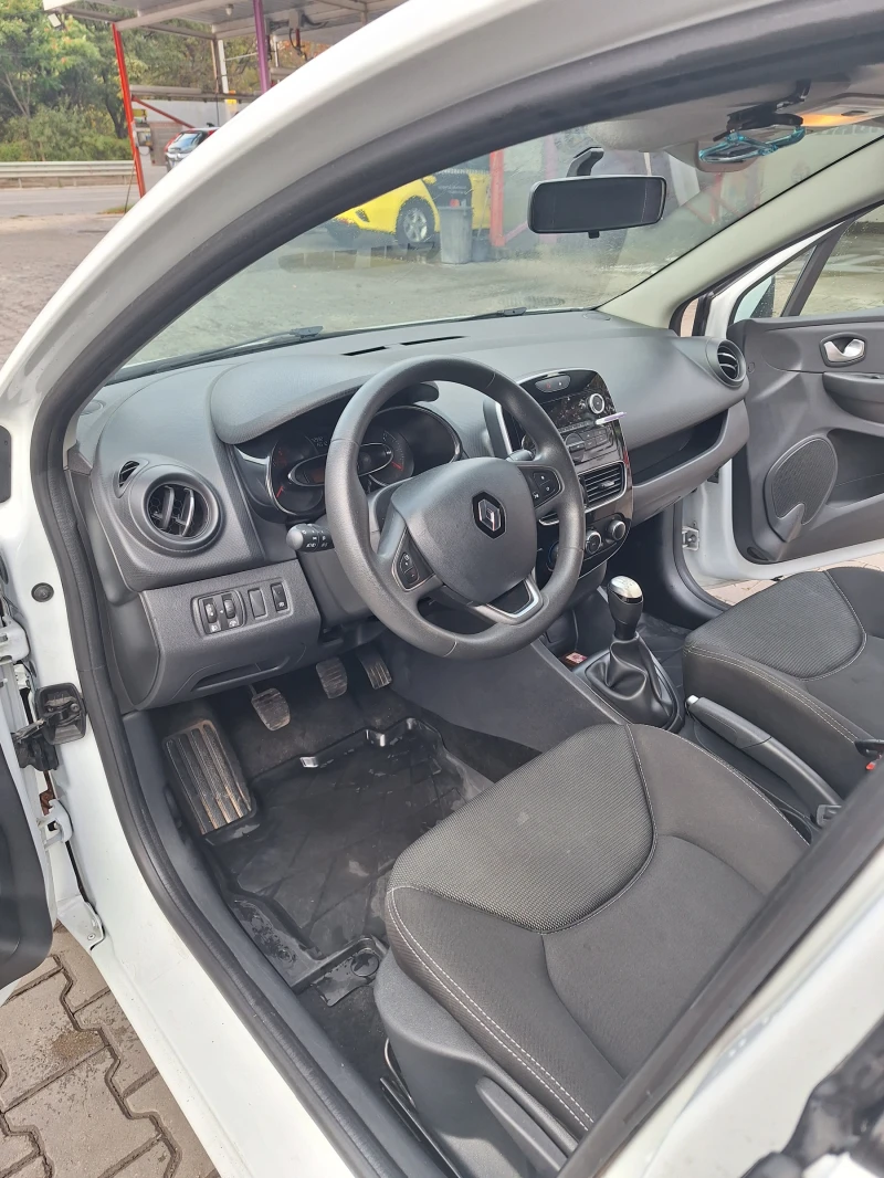 Renault Clio 1.5 dci, снимка 6 - Автомобили и джипове - 51863400