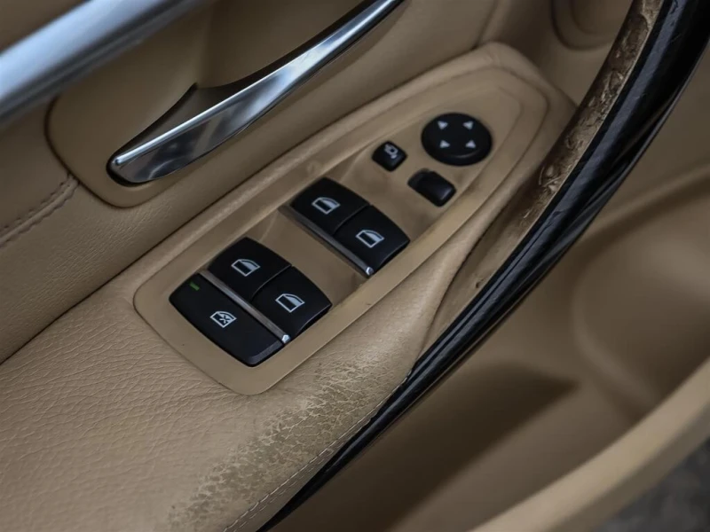 BMW 328 * АВТО КРЕДИТ* ЦЕНА ДО БГ * СЕРВИЗНА ИСТОРИЯ * , снимка 9 - Автомобили и джипове - 52753021