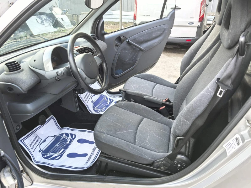 Smart Fortwo 0.8cdi KLIMATIK, снимка 9 - Автомобили и джипове - 52776897