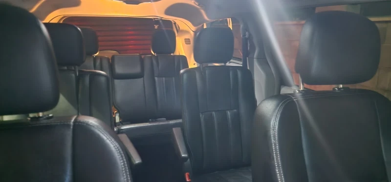 Lancia Voyager, снимка 17 - Автомобили и джипове - 52964820