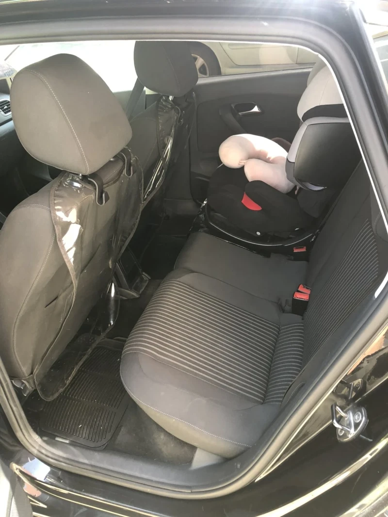 VW Polo, снимка 8 - Автомобили и джипове - 53264294