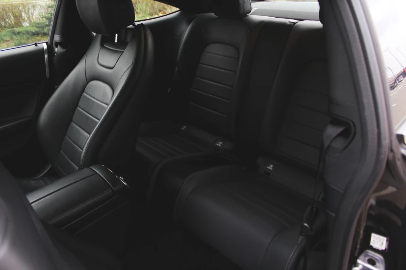 Mercedes-Benz C 300, снимка 15 - Автомобили и джипове - 53277363