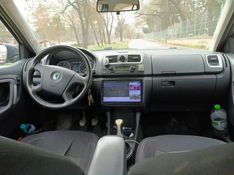 Skoda Fabia, снимка 2 - Автомобили и джипове - 53569898