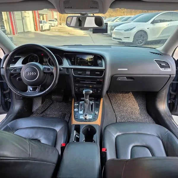 Audi A5 2.0 TDI Quattro, снимка 14 - Автомобили и джипове - 54551484