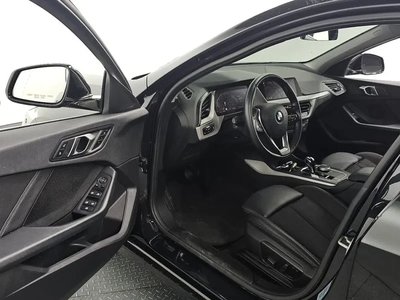 BMW 118 D (F40) Joy, снимка 10 - Автомобили и джипове - 55899104