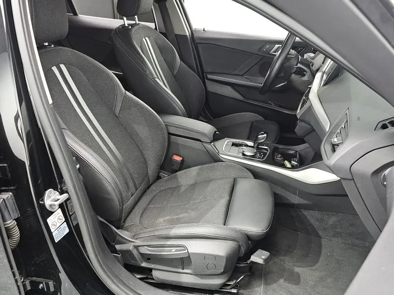 BMW 118 D (F40) Joy, снимка 11 - Автомобили и джипове - 55899104