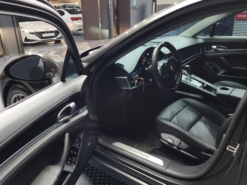 Porsche Panamera 3.0 Diesel| 250к.с., снимка 10 - Автомобили и джипове - 56130505