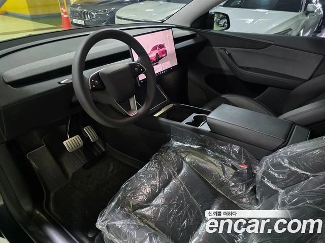 Tesla Model Y | Mobile.bg � ����������� 10