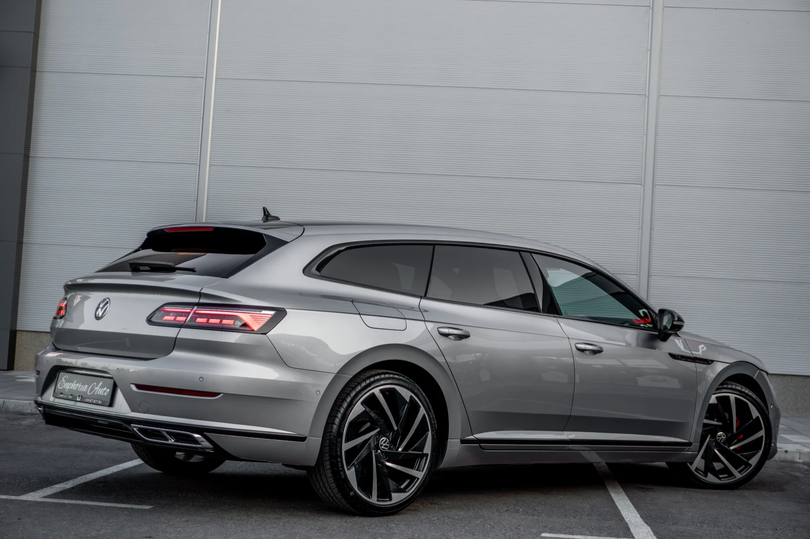 VW Arteon 2.0TDI* 200HP* R-LINE* CARBON* ГАРАНЦИЯ* SHOOTING  - изображение 5