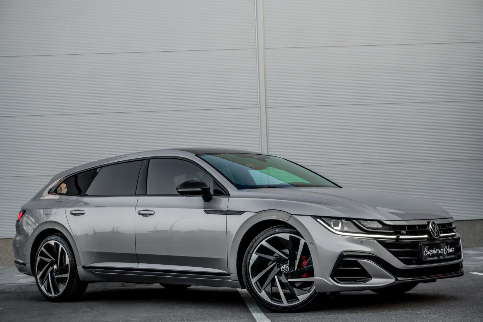 VW Arteon 2.0TDI* 200HP* R-LINE* CARBON* ГАРАНЦИЯ* SHOOTING  - изображение 7