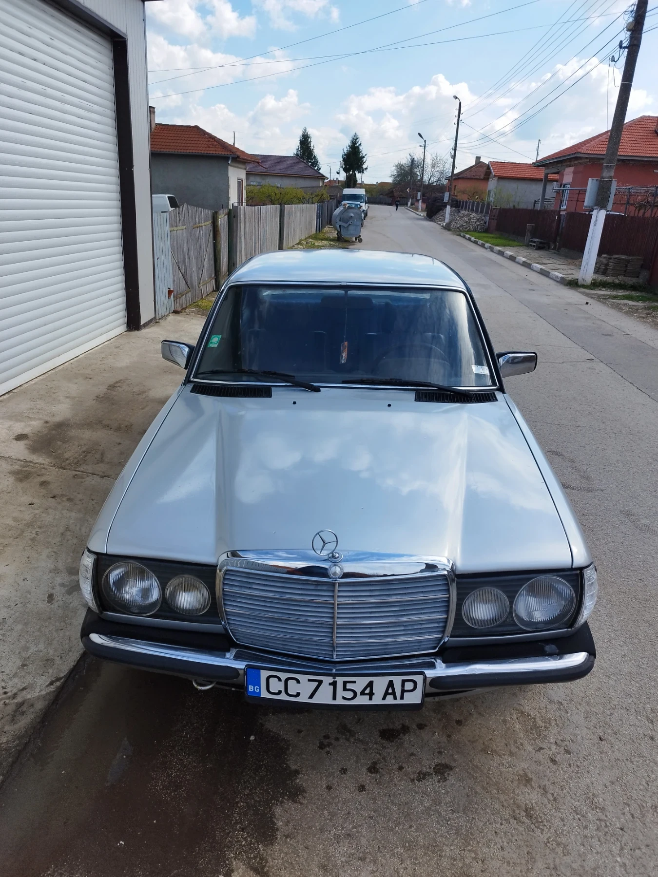 Mercedes-Benz 240 | Mobile.bg   1