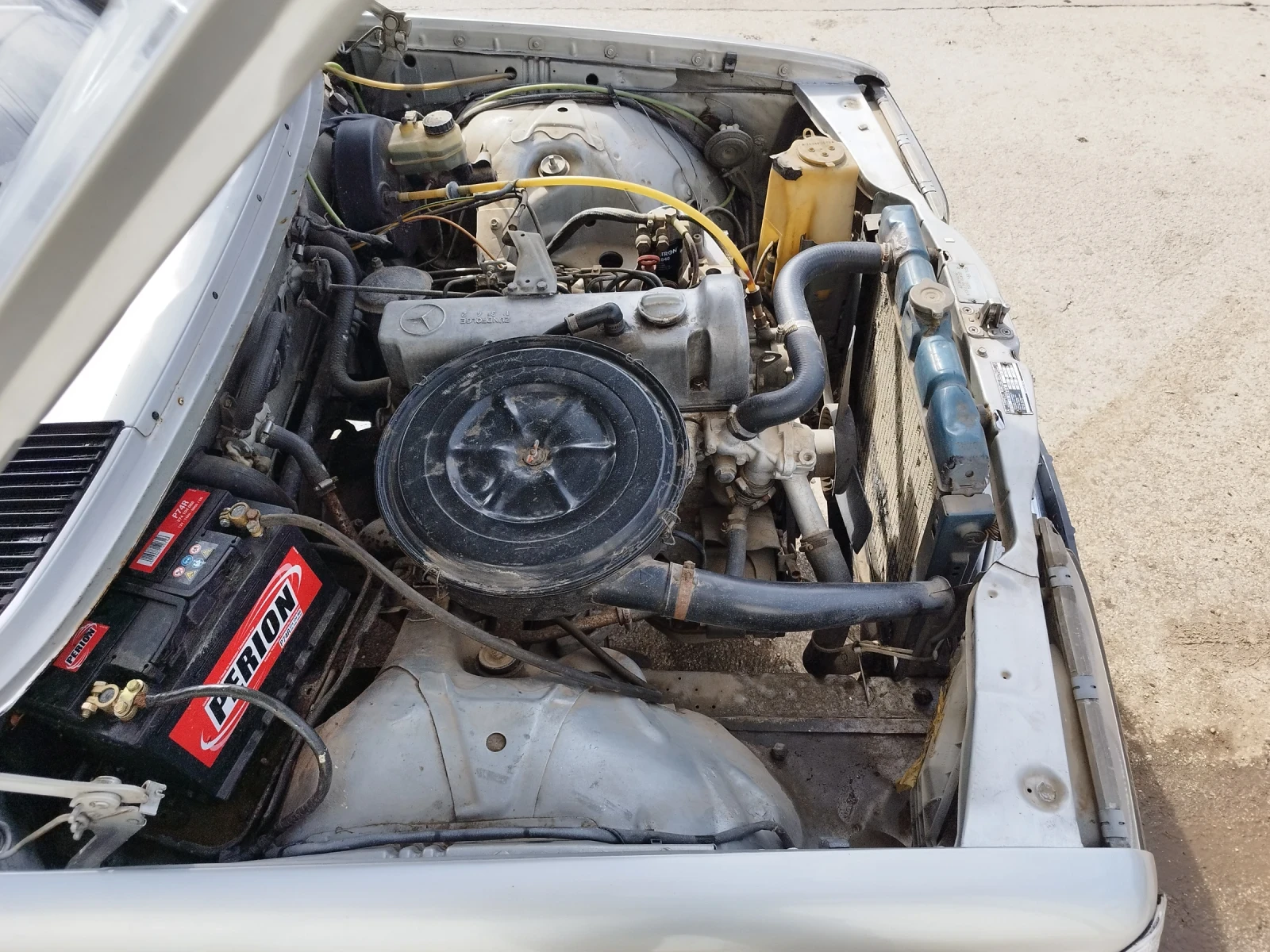 Mercedes-Benz 240 | Mobile.bg   16