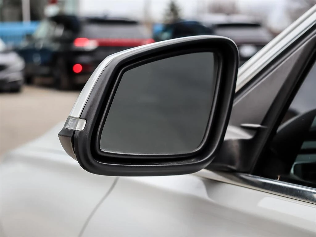 BMW 328 * АВТО КРЕДИТ* ЦЕНА ДО БГ * СЕРВИЗНА ИСТОРИЯ *  - изображение 8