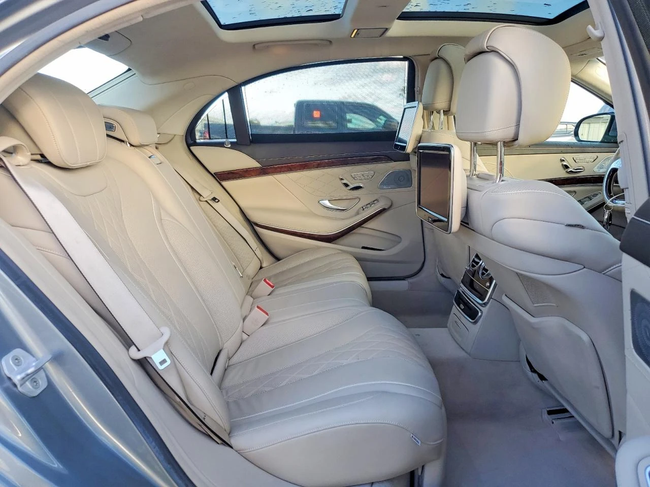 Mercedes-Benz S 550  - изображение 10