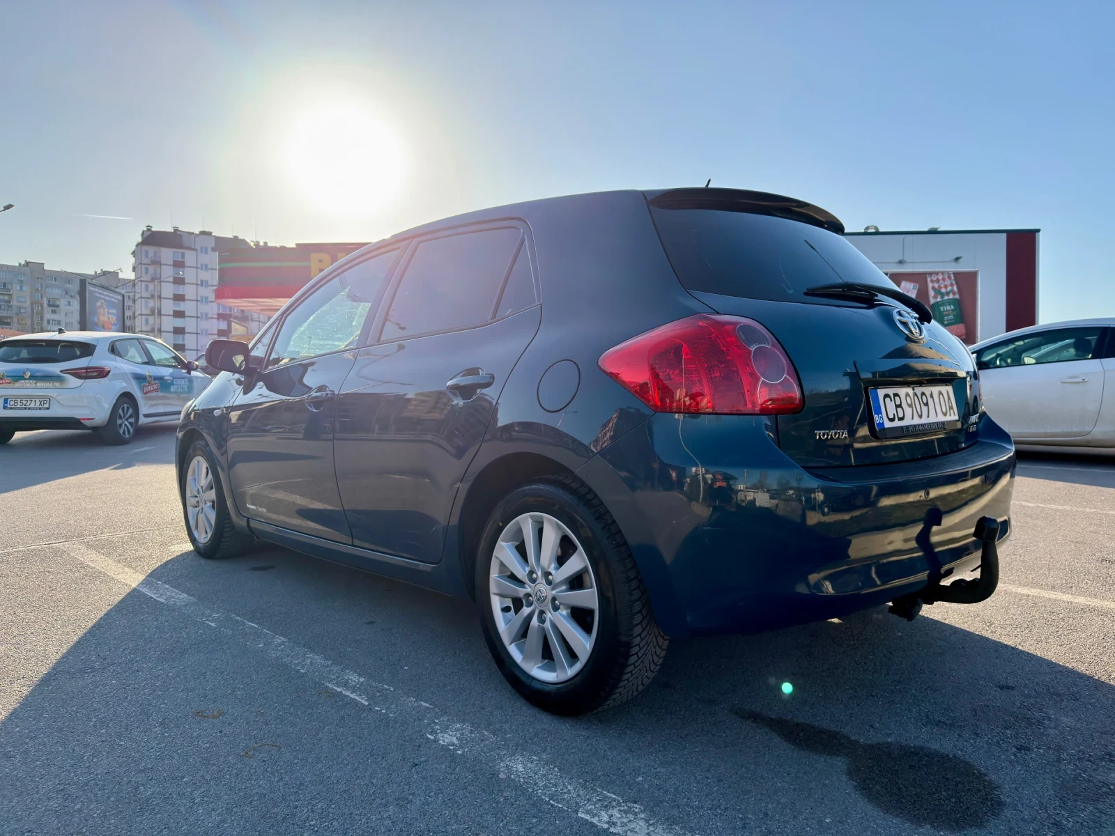 Toyota Auris 2.0 D4D Keyless, снимка 8 - Автомобили и джипове - 53849472